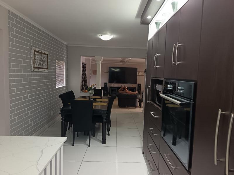 4 Bedroom Property for Sale in Kunene Park Eastern Cape